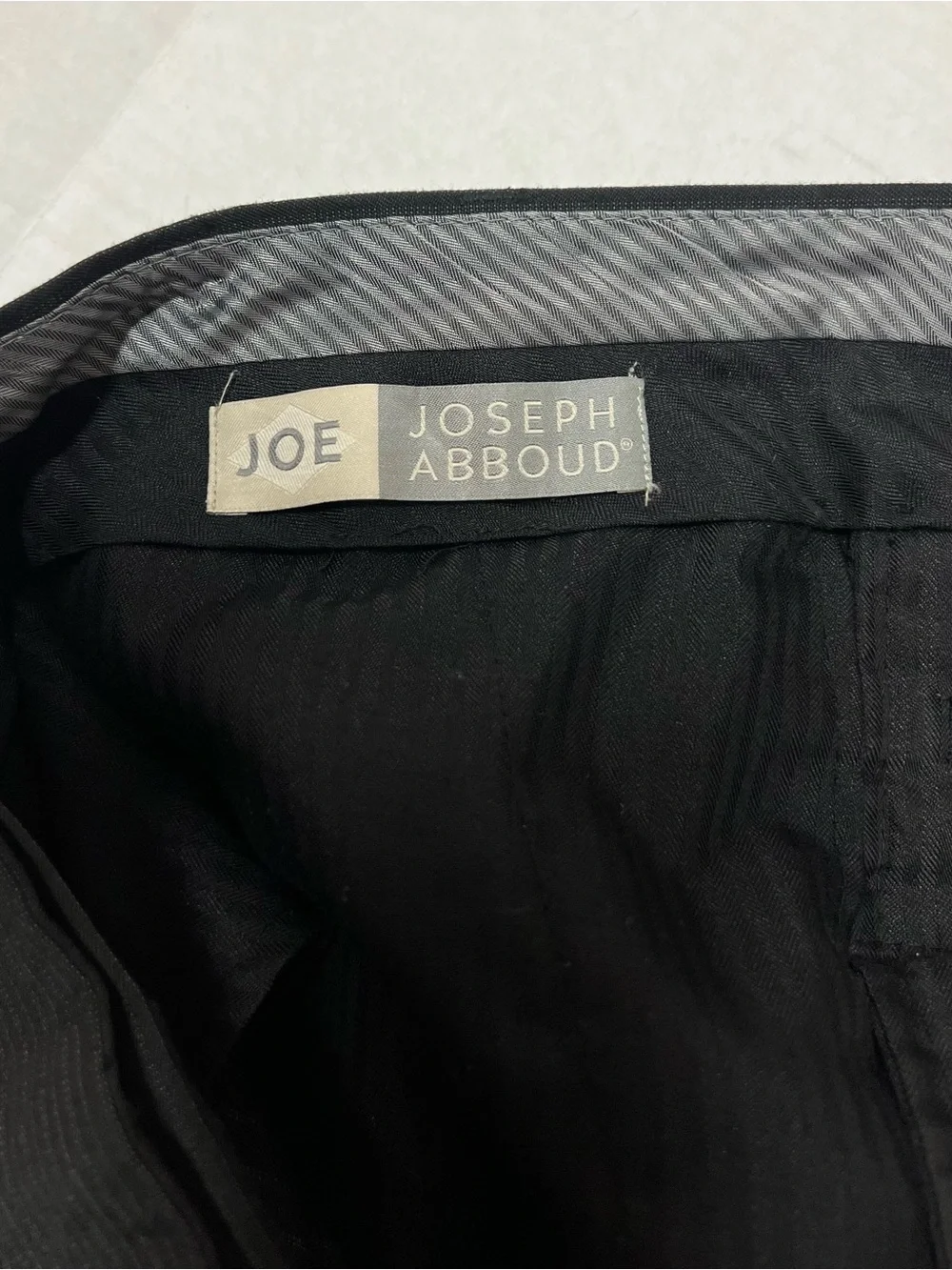 Joseph Abboud Men's 44S Blazer Jacket 38x27 Pants Black Pinstripe Suit